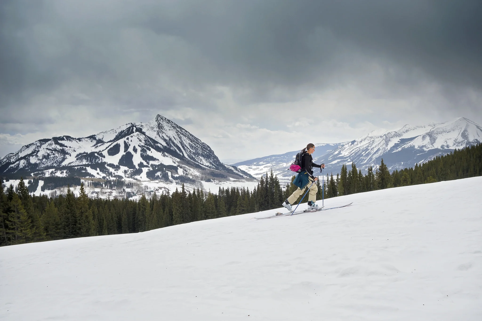 Looking toward Crested Butte in Colorado with an f stop of 9