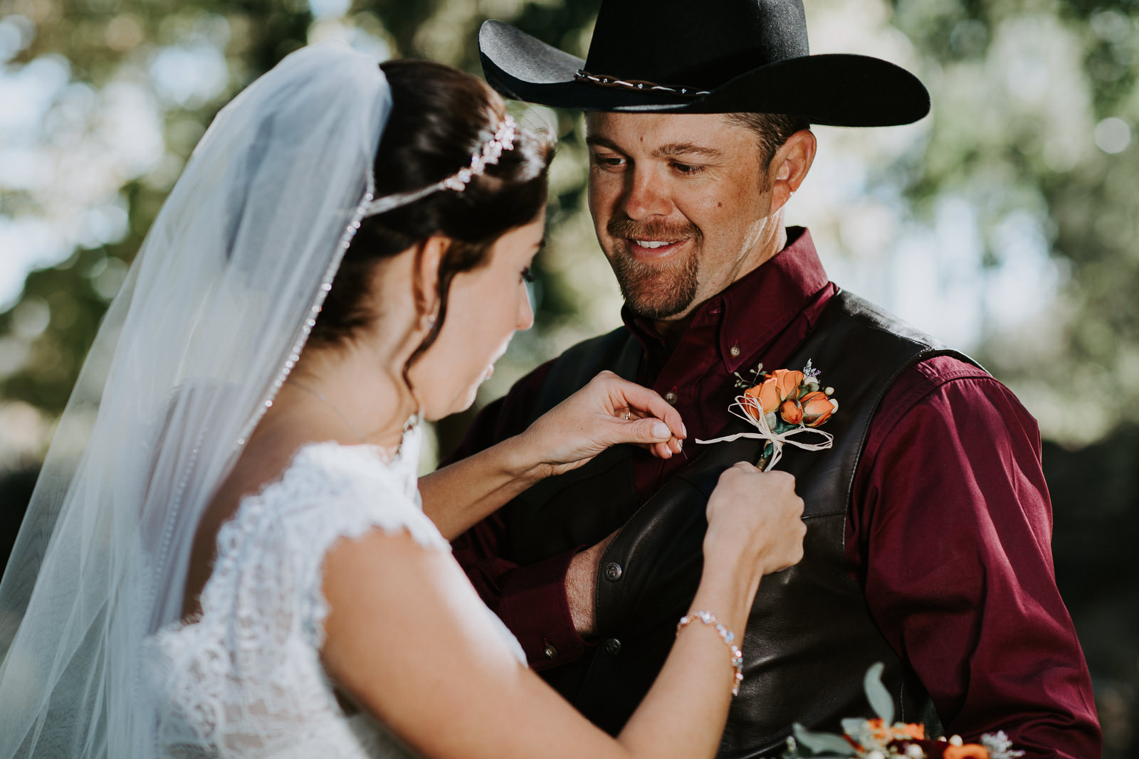 bride groom portrait wedding Palisade Colorado