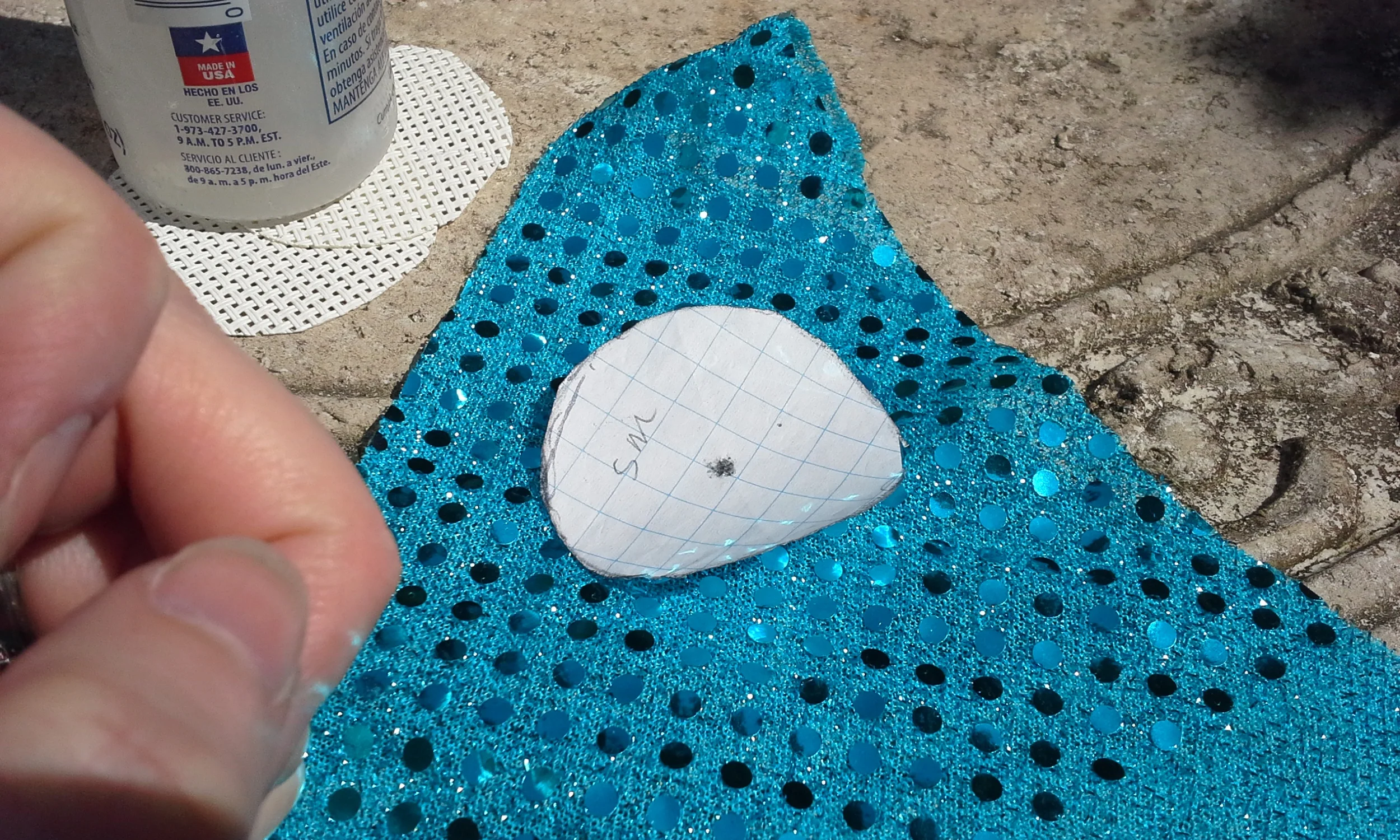 Trace template on fabric