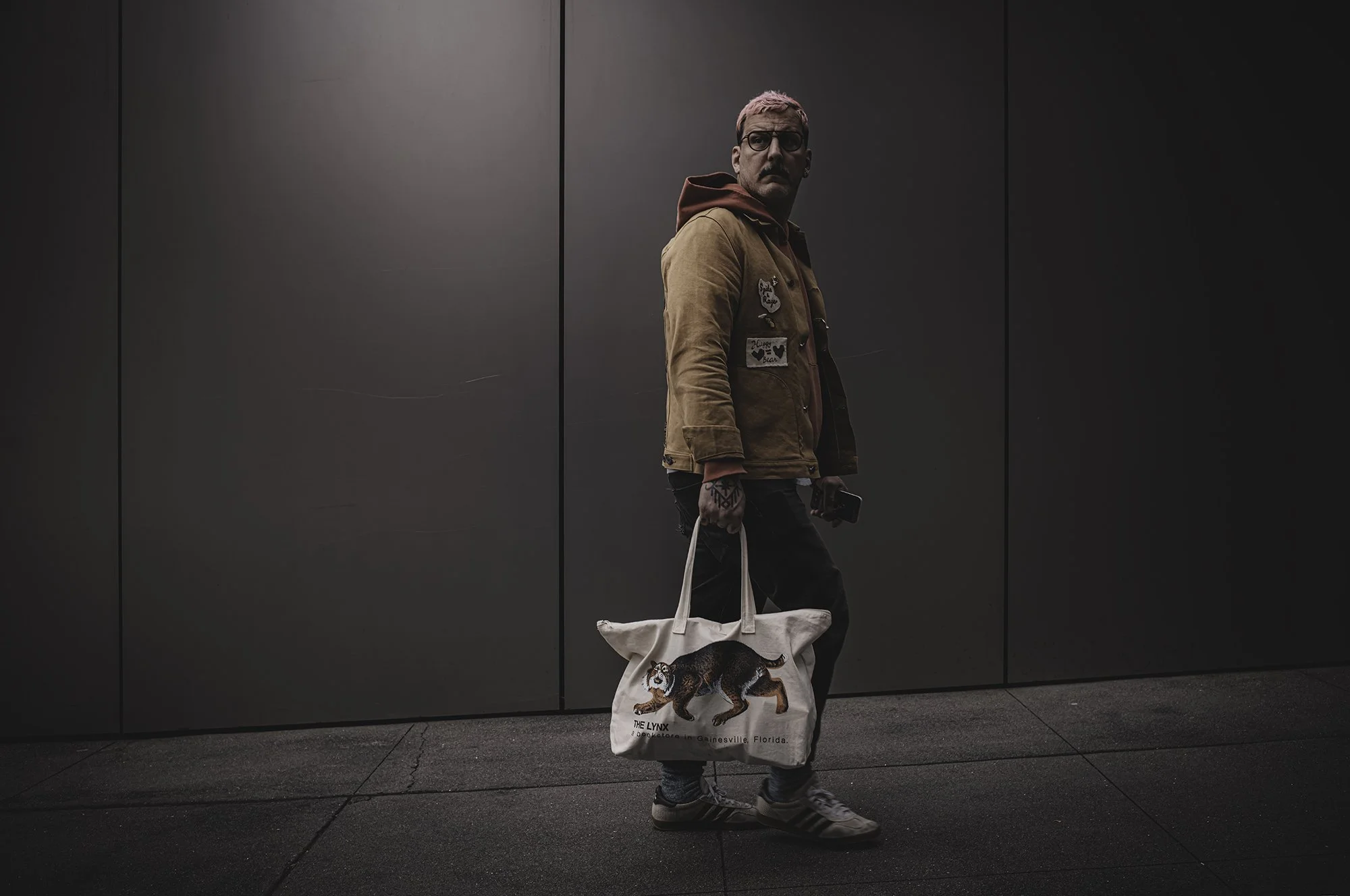 Guy Pink Hair Looking Back Apple Wall L1001905-Edit.jpg