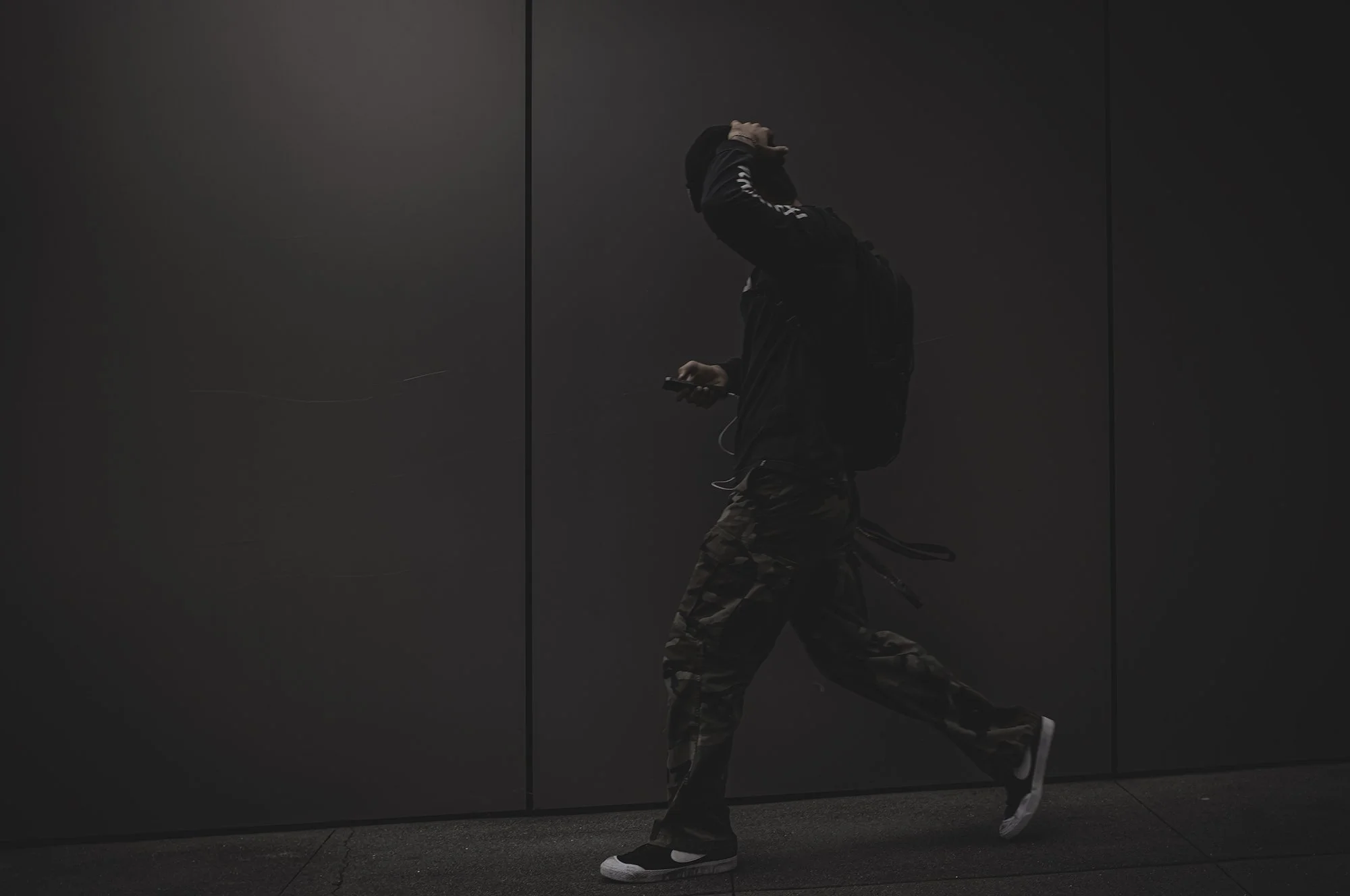 Guy Camo Apple Wall L1001721-Edit.jpg