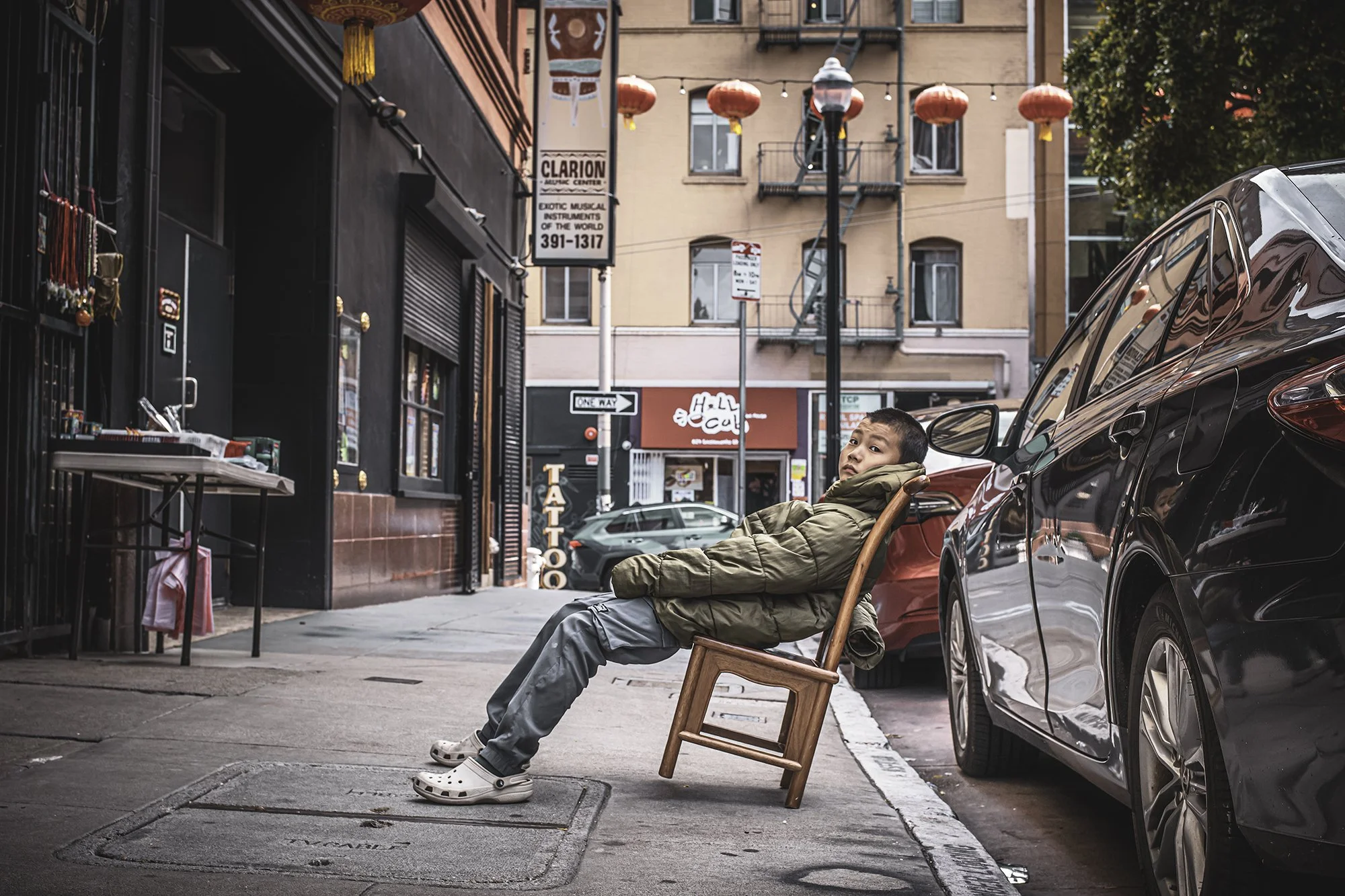 Chinese Boy Chair L1001387-Edit.jpg