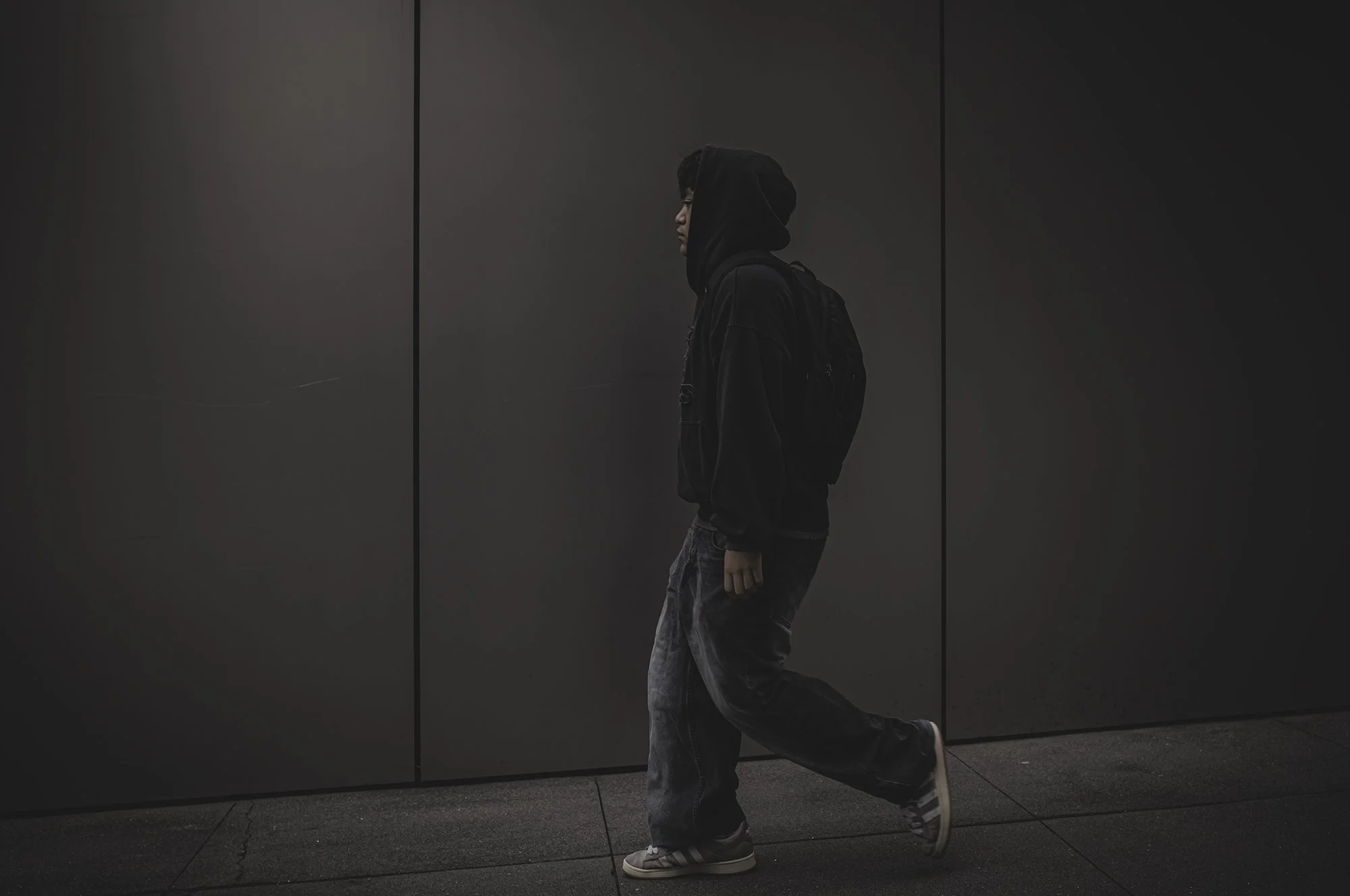 Kid Punk Backpack Apple Wall L1001701-Edit.jpg