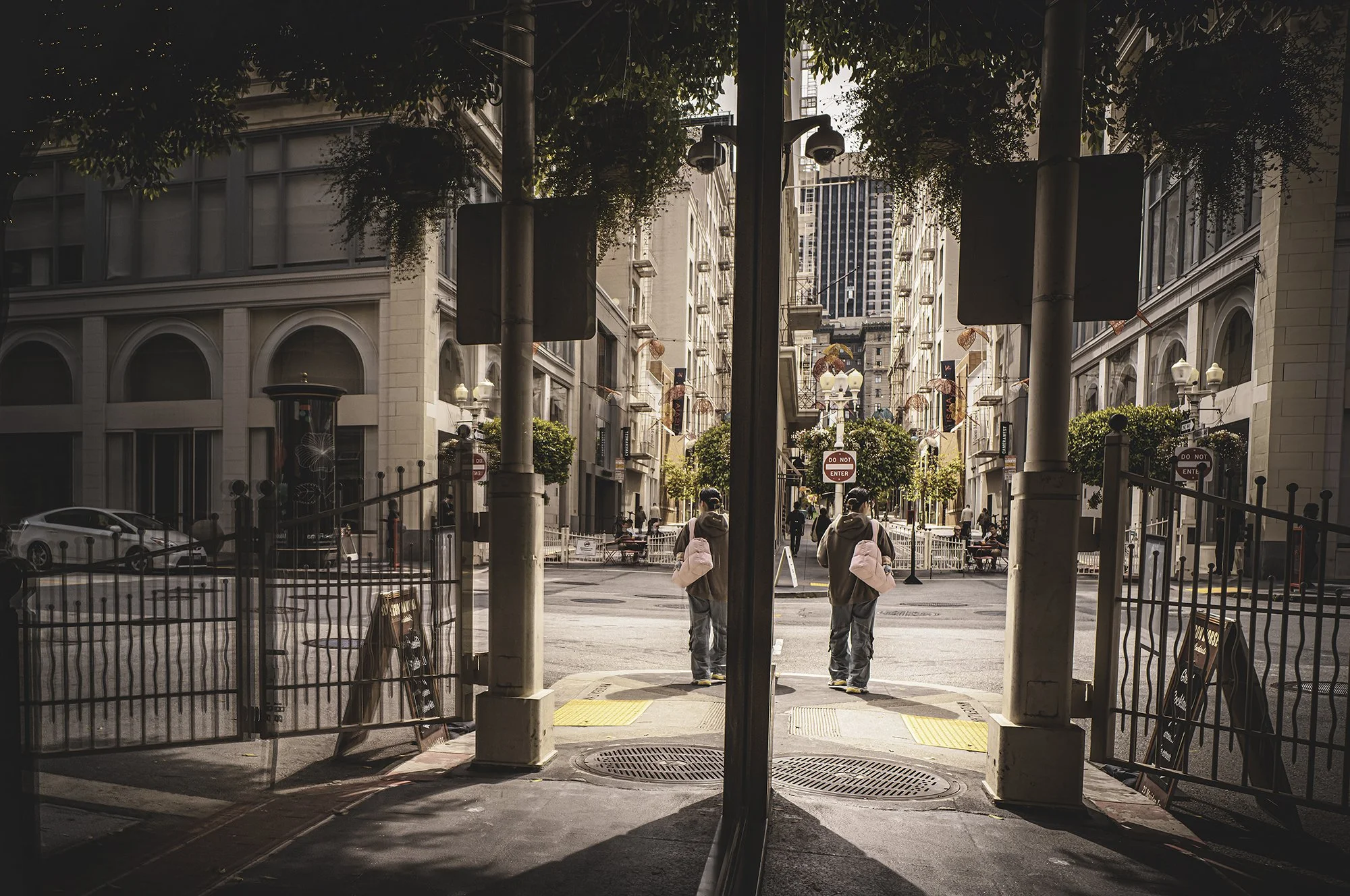 Girl Mirror Street AlleywayL1000710-Edit.jpg
