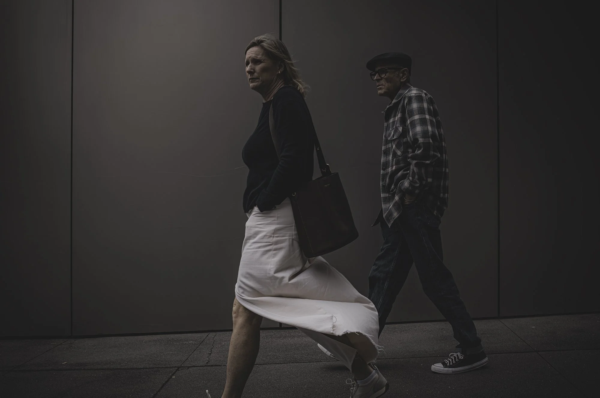 Couple Walking Apple Wall L1001740-Edit.jpg
