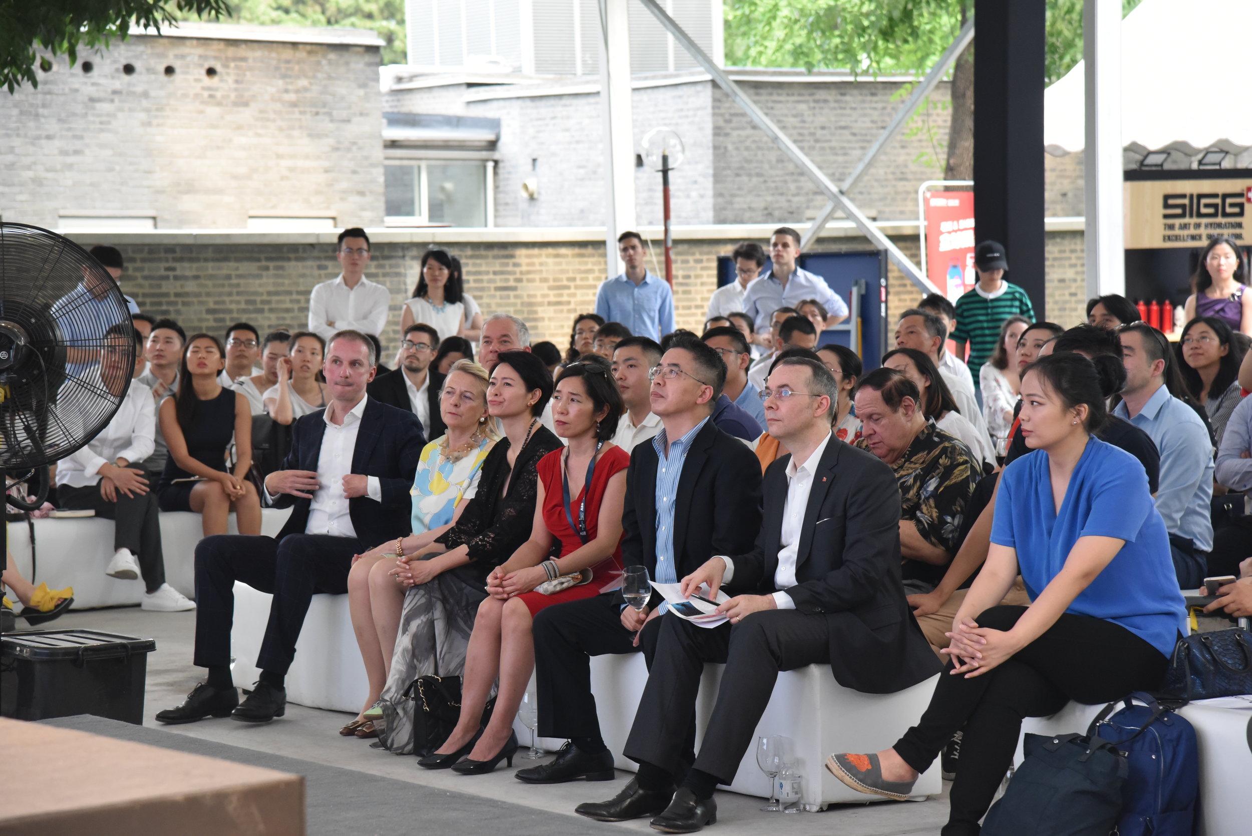 A fascinated audience: the venue was fully packed with 250+ people.