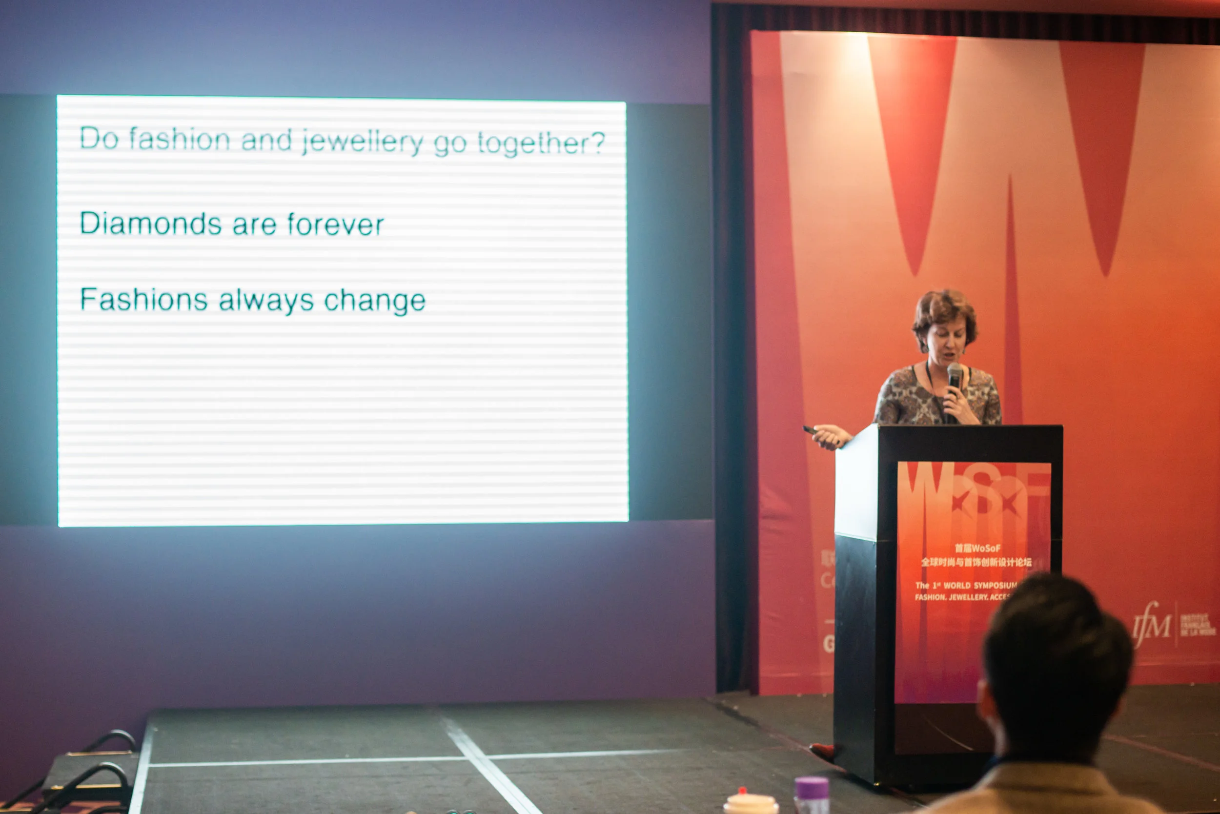Prof. Elizabeth Fischer