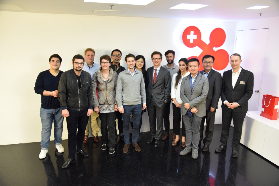 Genevans and University of Geneva Alumni with Prof. Jacques de Werra and Dr. Felix Moesner, Science Consul and CEO at swissnex China (Right).