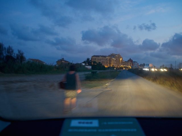 Road towards Port Saplaya, in Alboraya, Valencia © Daniel Belenguer