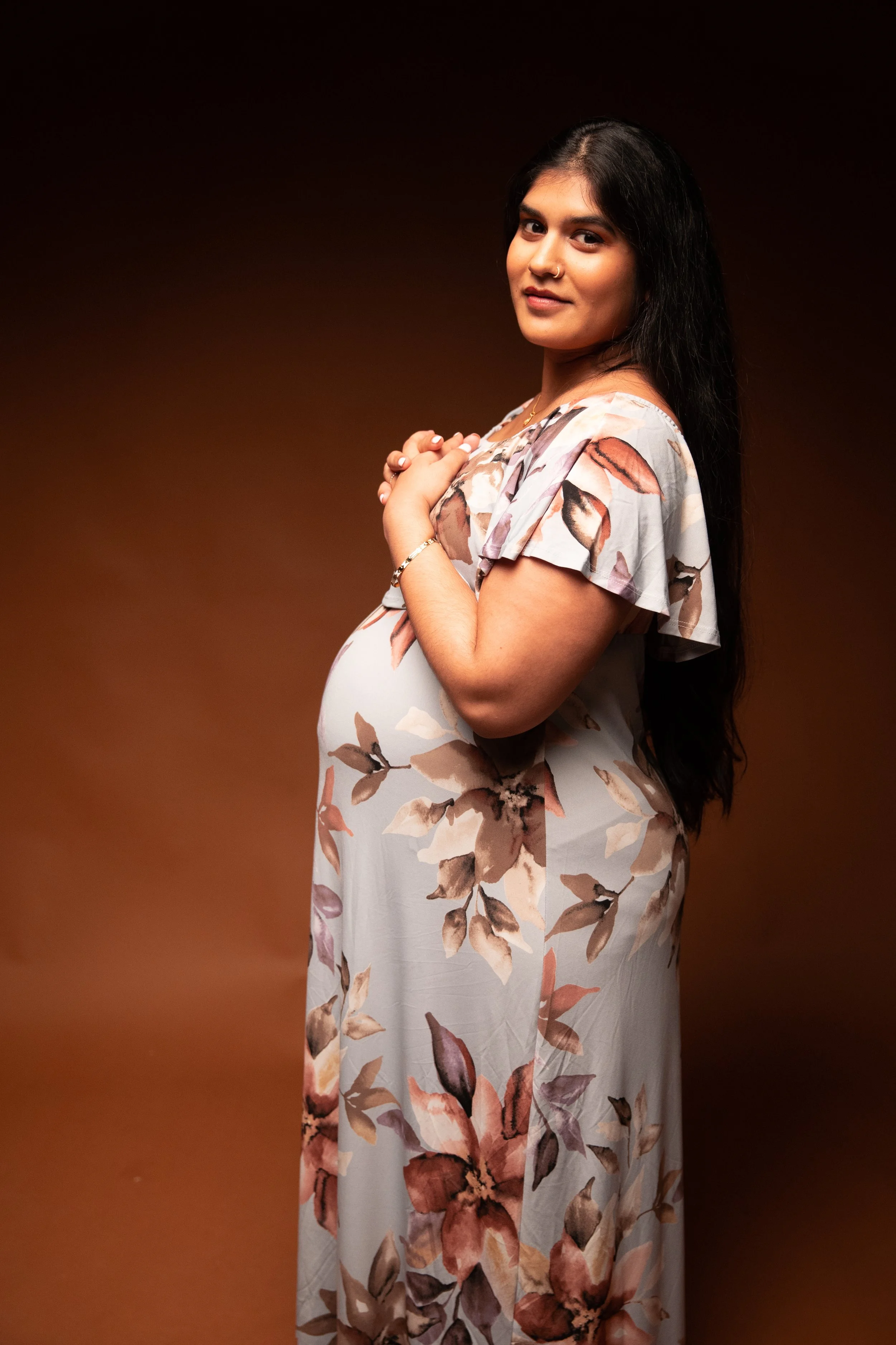 Nausheen-02343.jpg