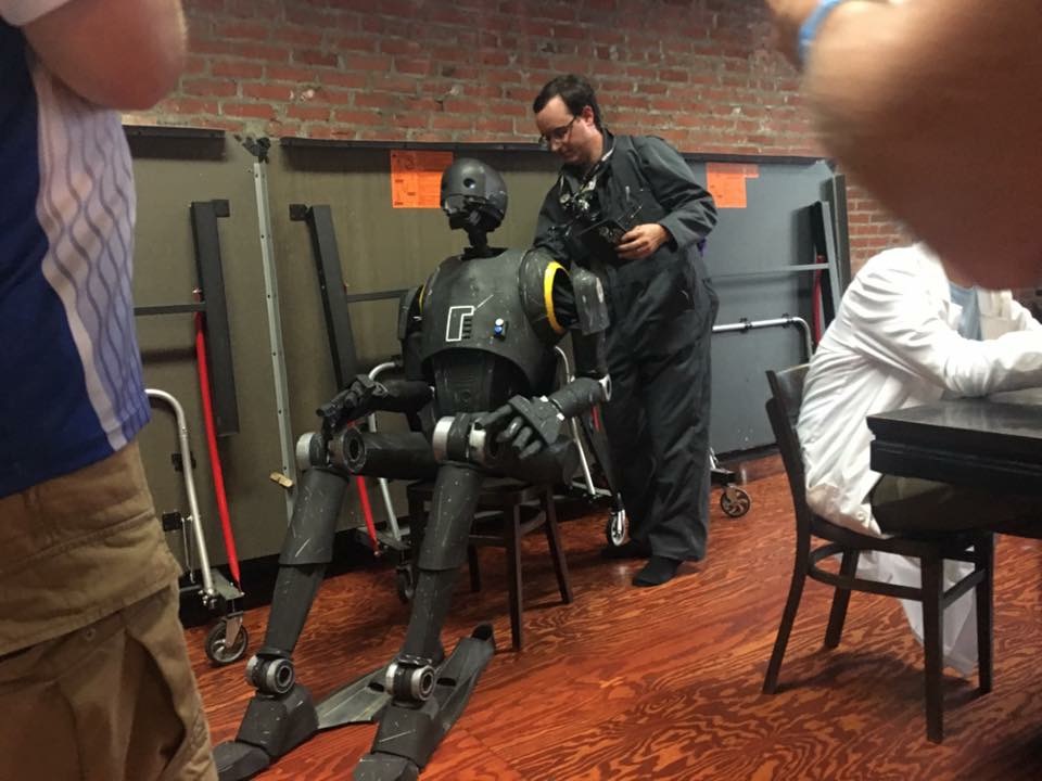 Most Impressive Fans: Darren Moser's Towering and Brilliant K-2SO Cosplay