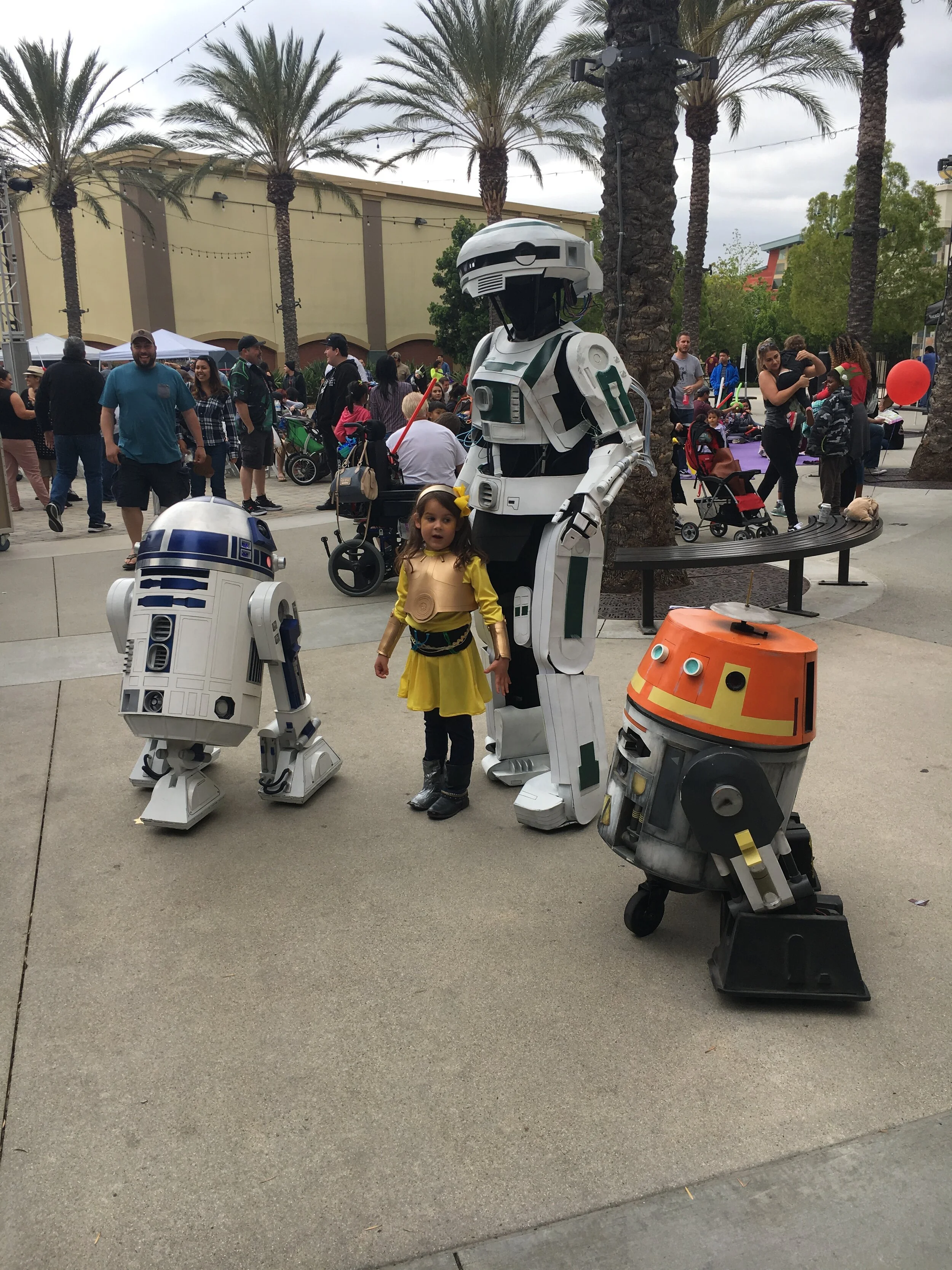 Darren Moser / Dr. SciFi Troop 80 SW Day Paul Biane Library