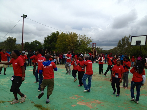 ... day one ... vochelli greeting campers ...