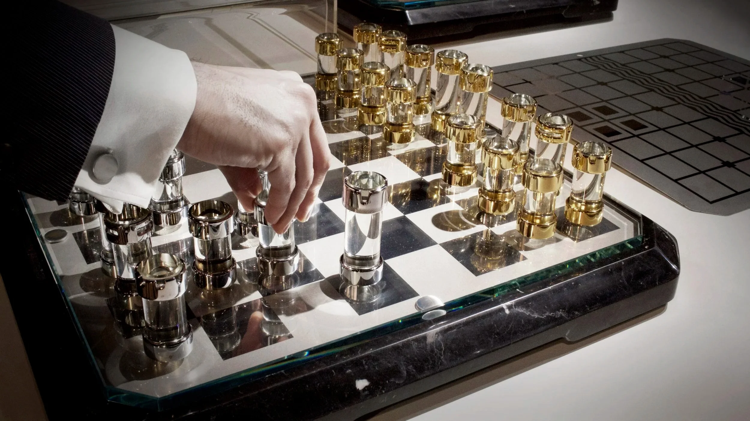 Teckell_Stratego_2.jpg