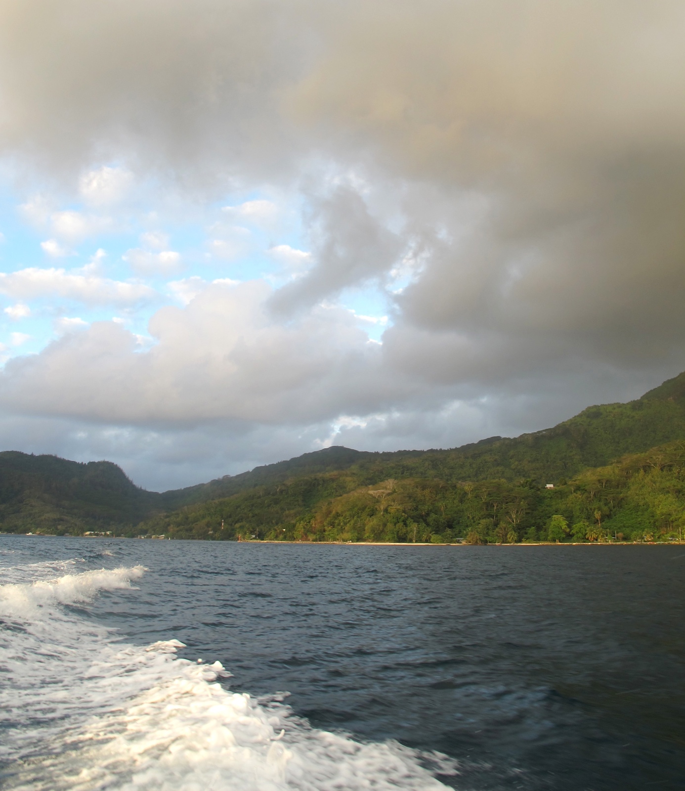 Arrival in Huahine