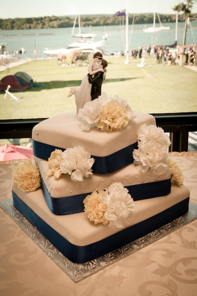 FLOWERS WEDDING, HAMILTON, WATERFRONT CENTRE.jpg