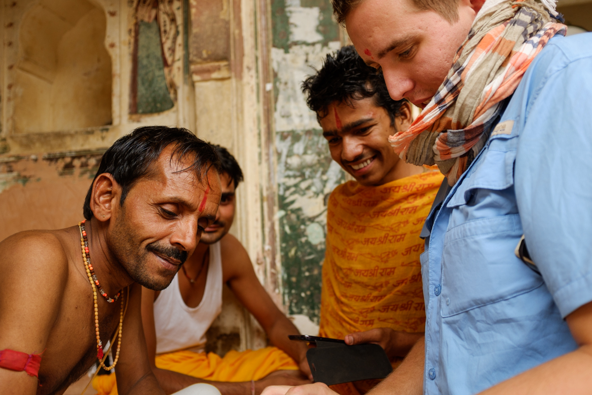 Setting up Facebook mobile for Duba (left), and connecting him to the wonderful world of social media. / Jaipur, India / May 2014