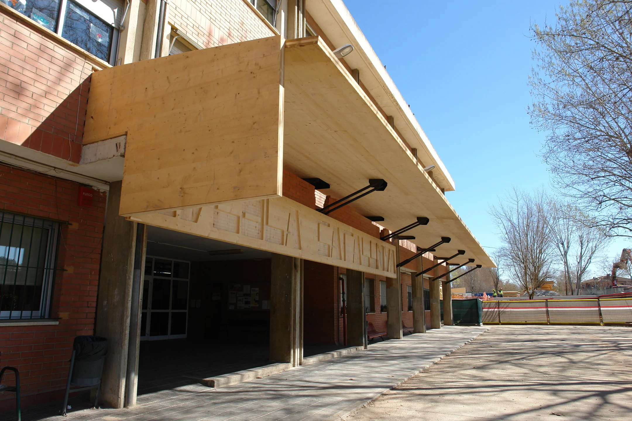 Ceip Catalunya 019.JPG