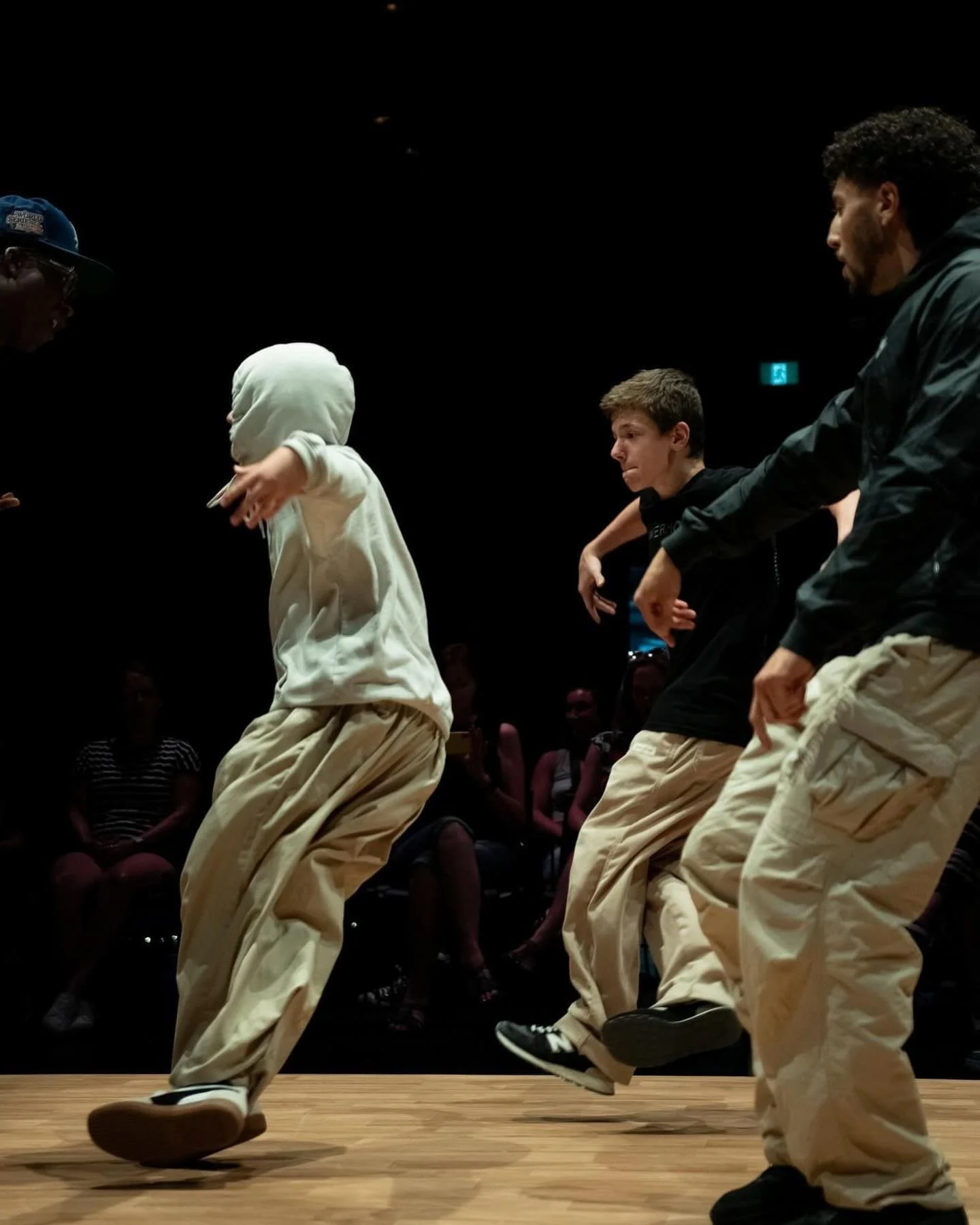 Retour en images du battle 
Images: @noatopia 

Aidez nous &agrave; identifier les gens si il manque des noms! Merci
