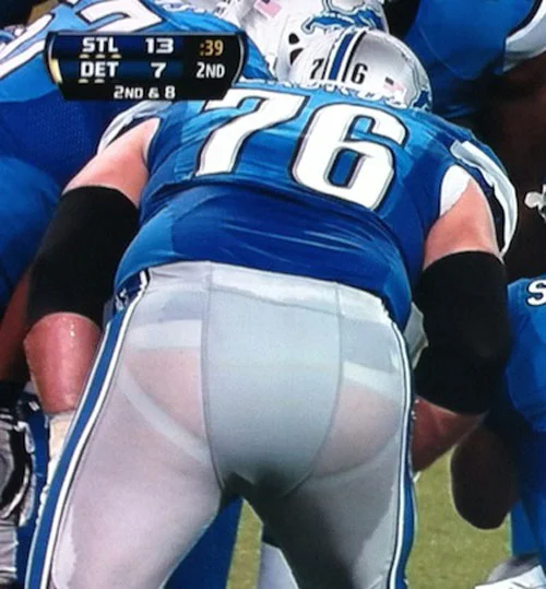 The pain of white pants doesn't discriminate by gender.