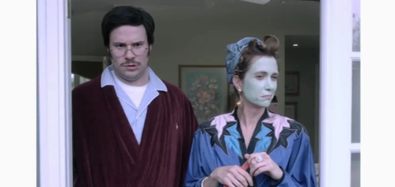 The best kind of odd couple: Seth Rogen as a young George Bluth, Sr. and Kristen Wiig as a young Lucille