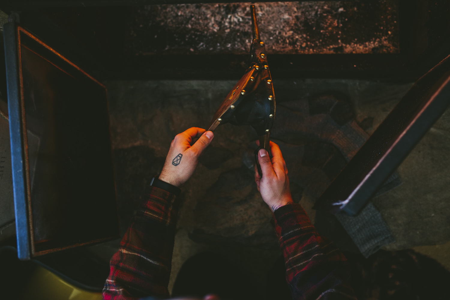 brandon_werth_cabin_engagement_session_09.JPG