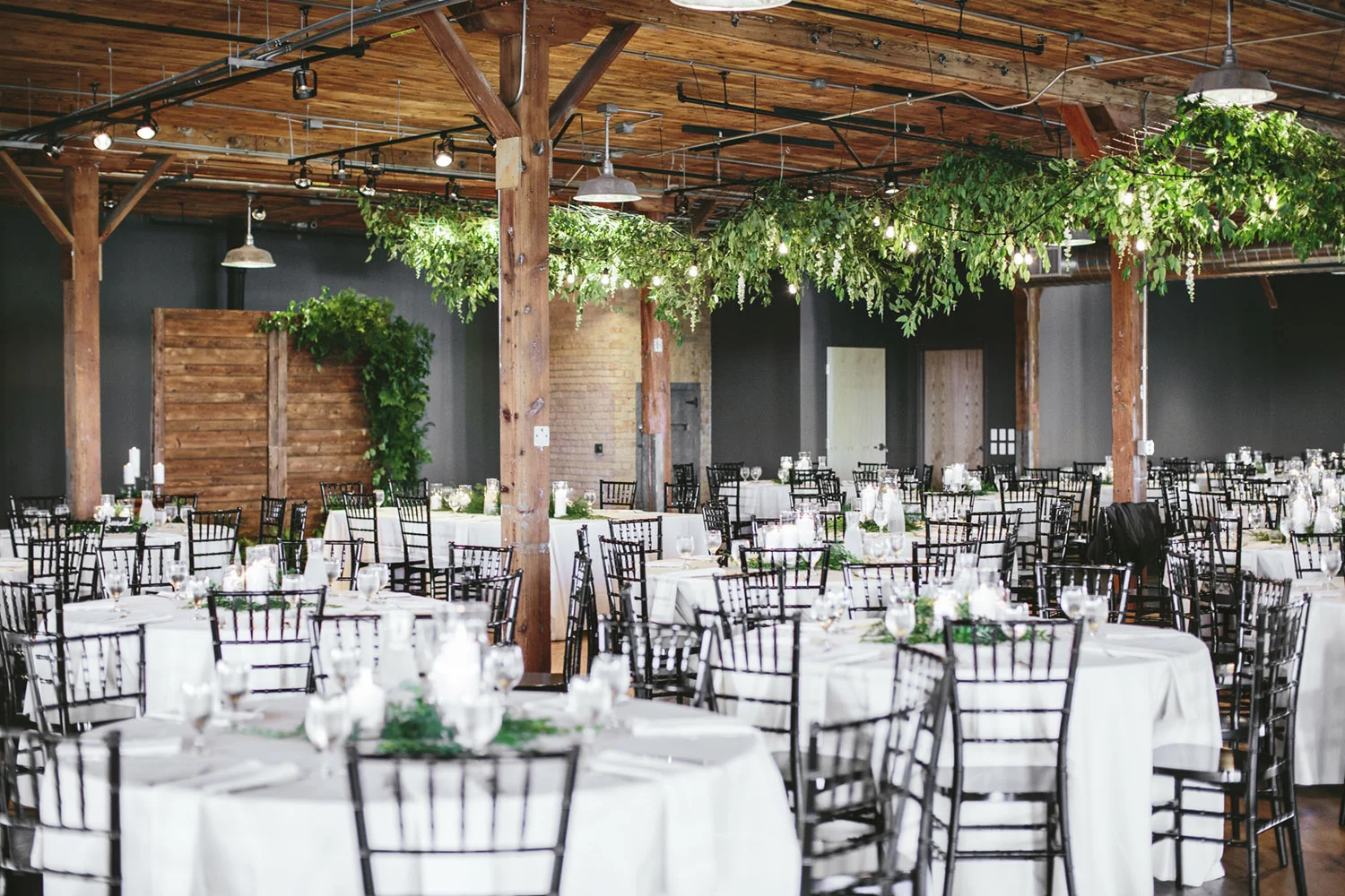 Brandon_Werth_Solar_Arts_Wedding_Minneapolis_Photographer_45.JPG