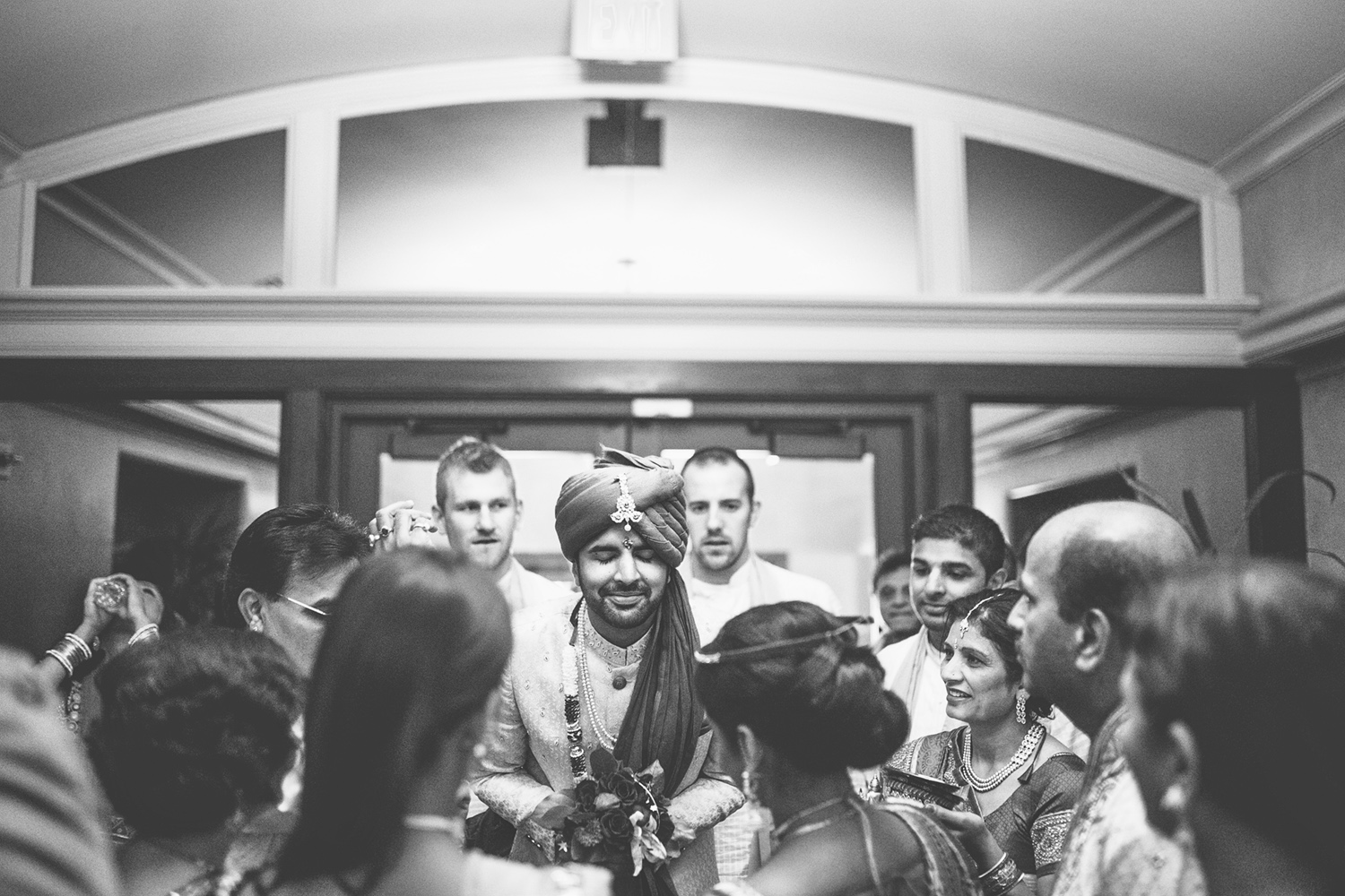 z_Brandon_Werth_Indian_Wedding_Calhoun_Beach_Club_Minneapolis_Photographer_24.JPG