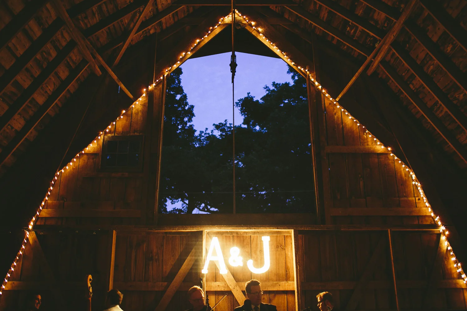 Brandon_Werth_Barn_Wedding_Minnesota_Photographer_56.JPG