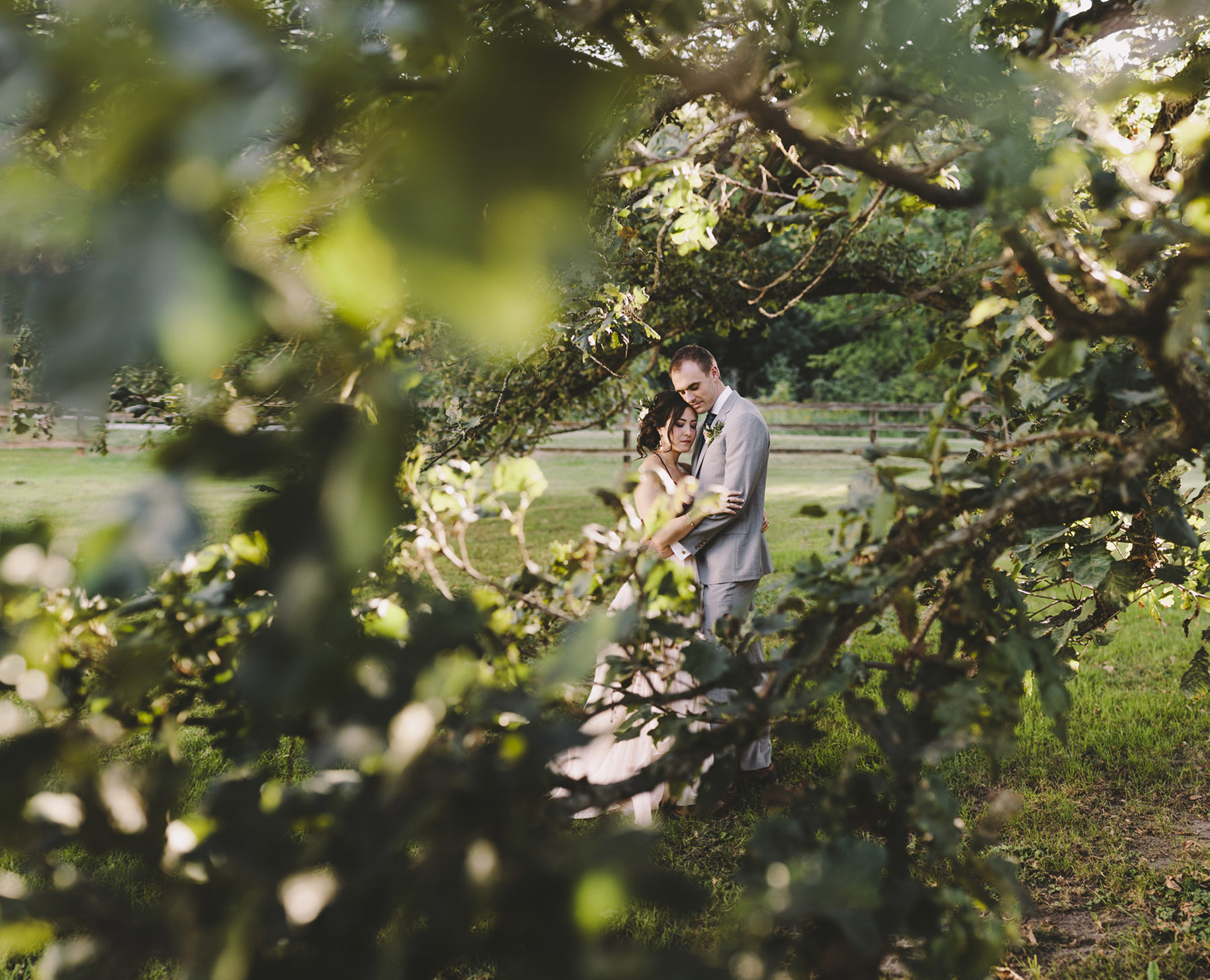 Brandon werth minnesota wedding photographer mayowood stone barn