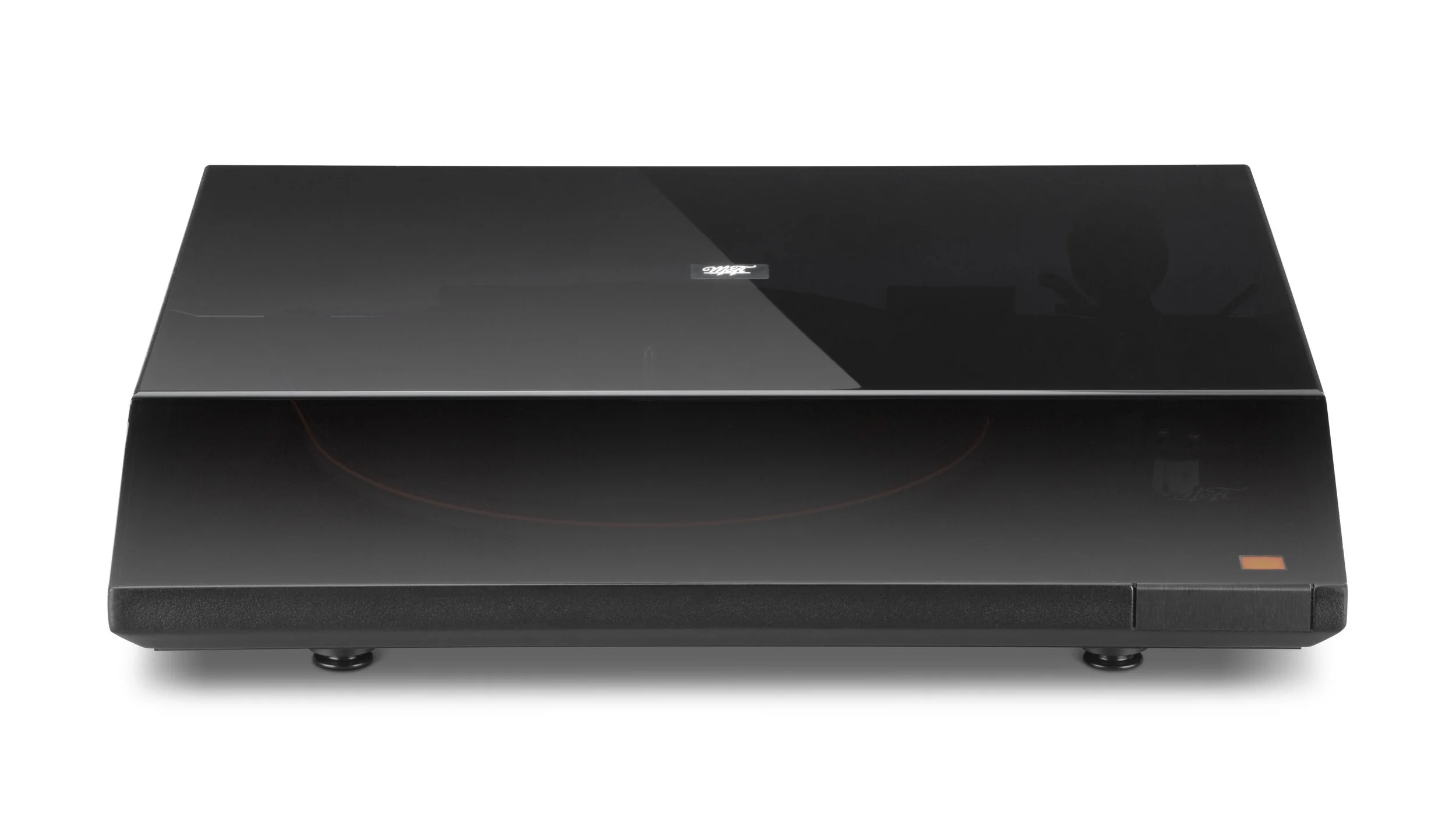MoFi_Electronics_StudioDeck_Turntable_Front_Dustcover.jpg