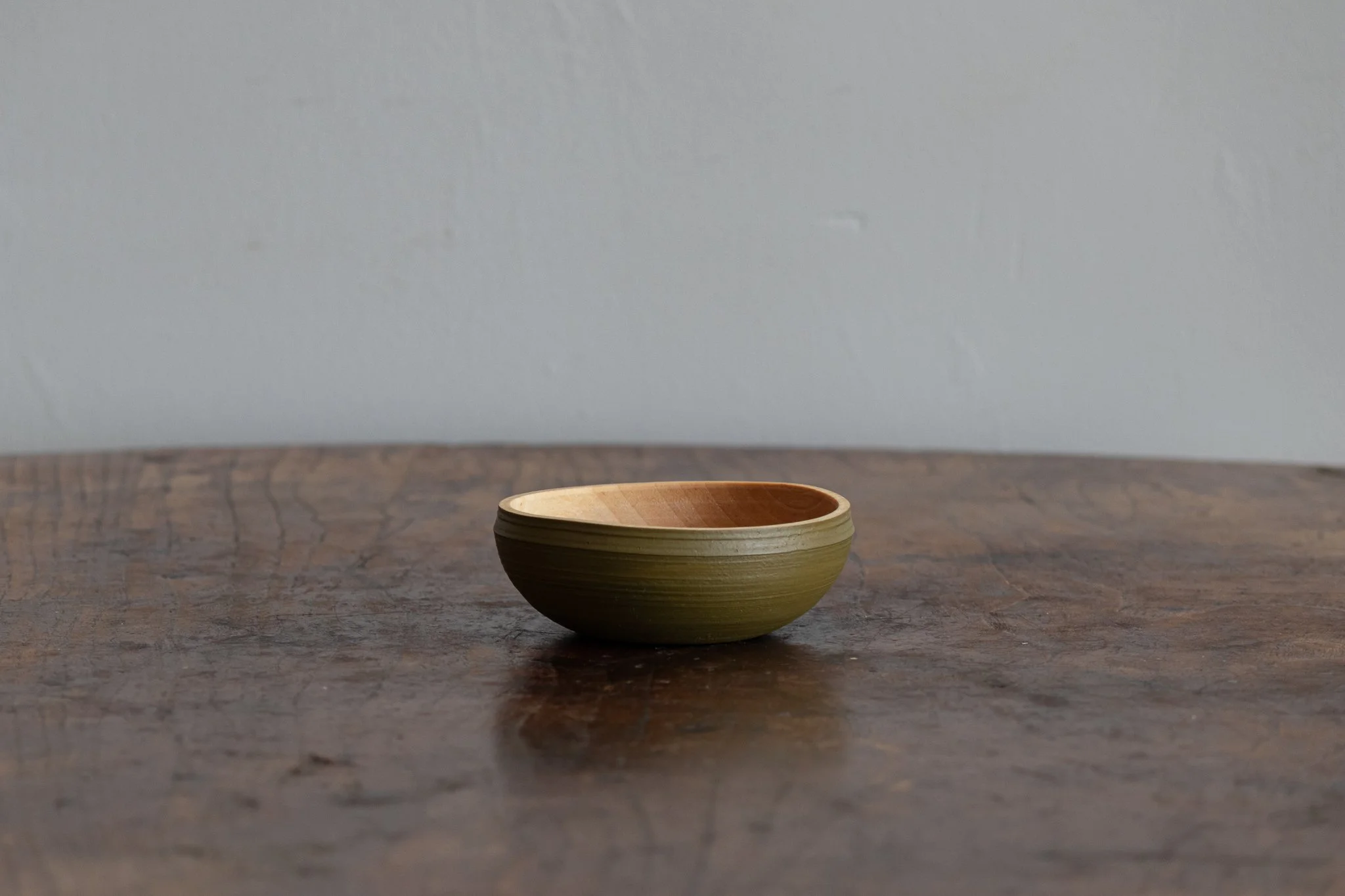 Olive Green Bowl C-4in x 1.5in