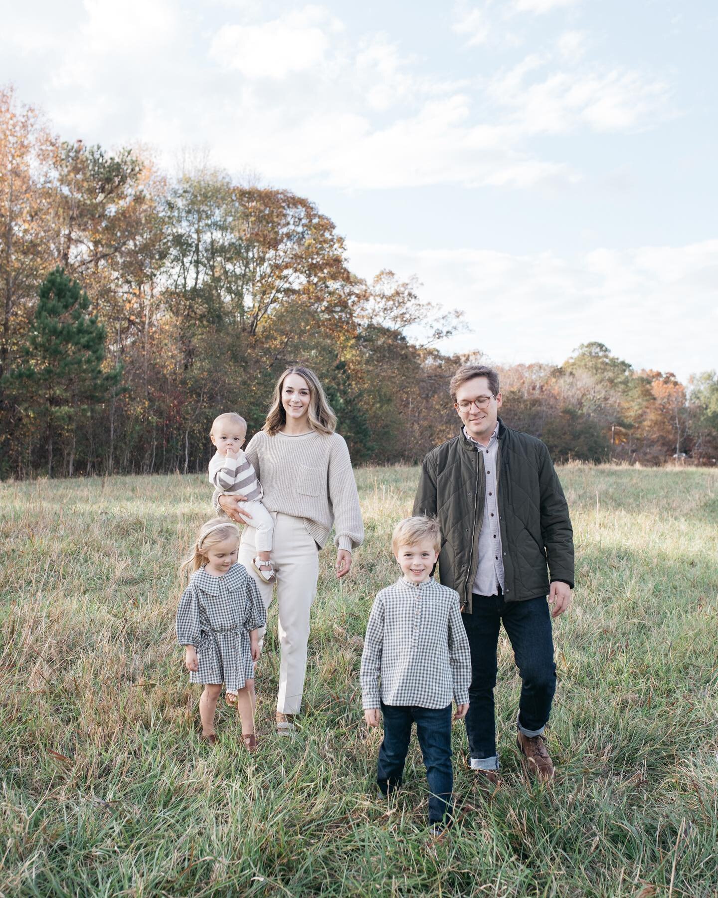 Happy Thanksgiving from my family to yours! 🦃

Photo: @morganbeatton