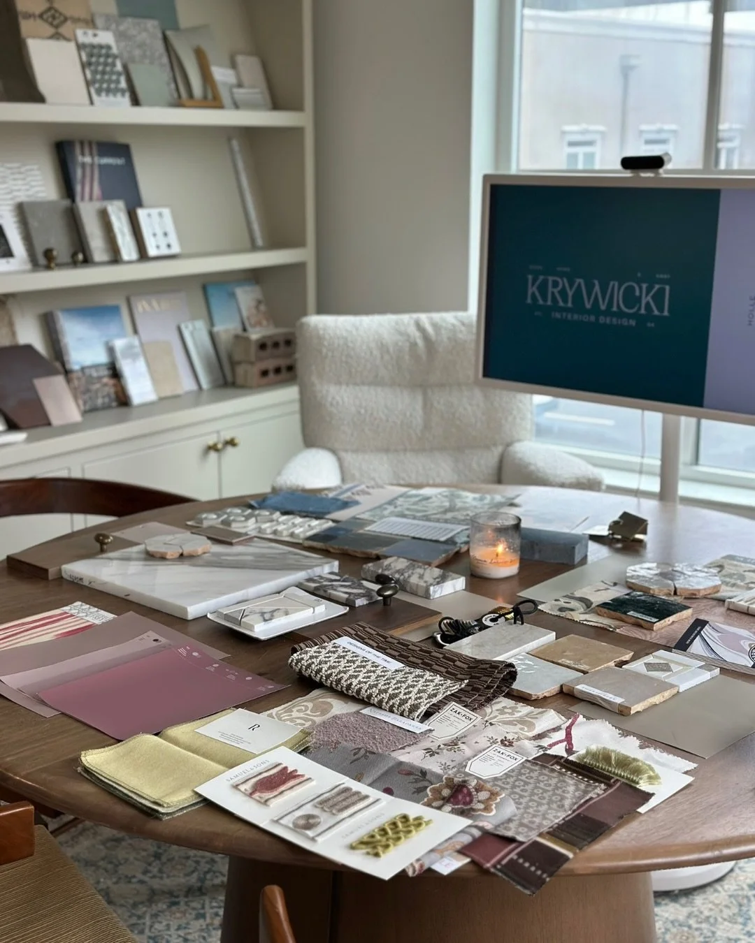 Where vision becomes tangible.

Our studio presentation is one of the most pivotal moments in the client process &mdash; when everything we&rsquo;ve been developing behind the scenes comes to life, all at once. Materials, finishes, furnishings, and d