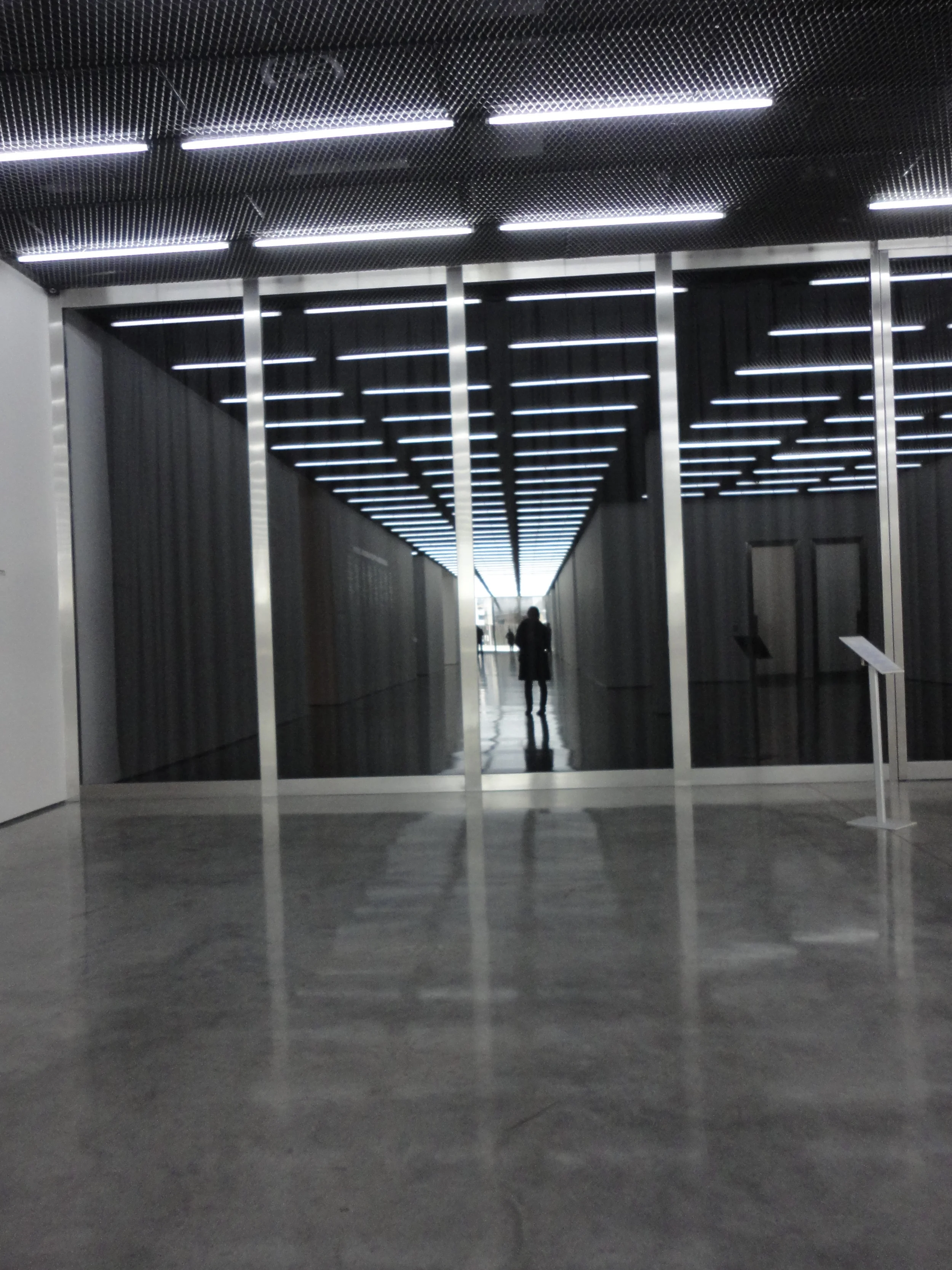 WhiteCubeBermondsey.jpg