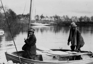 Arthur-Ransome-on-board-S-003.jpg