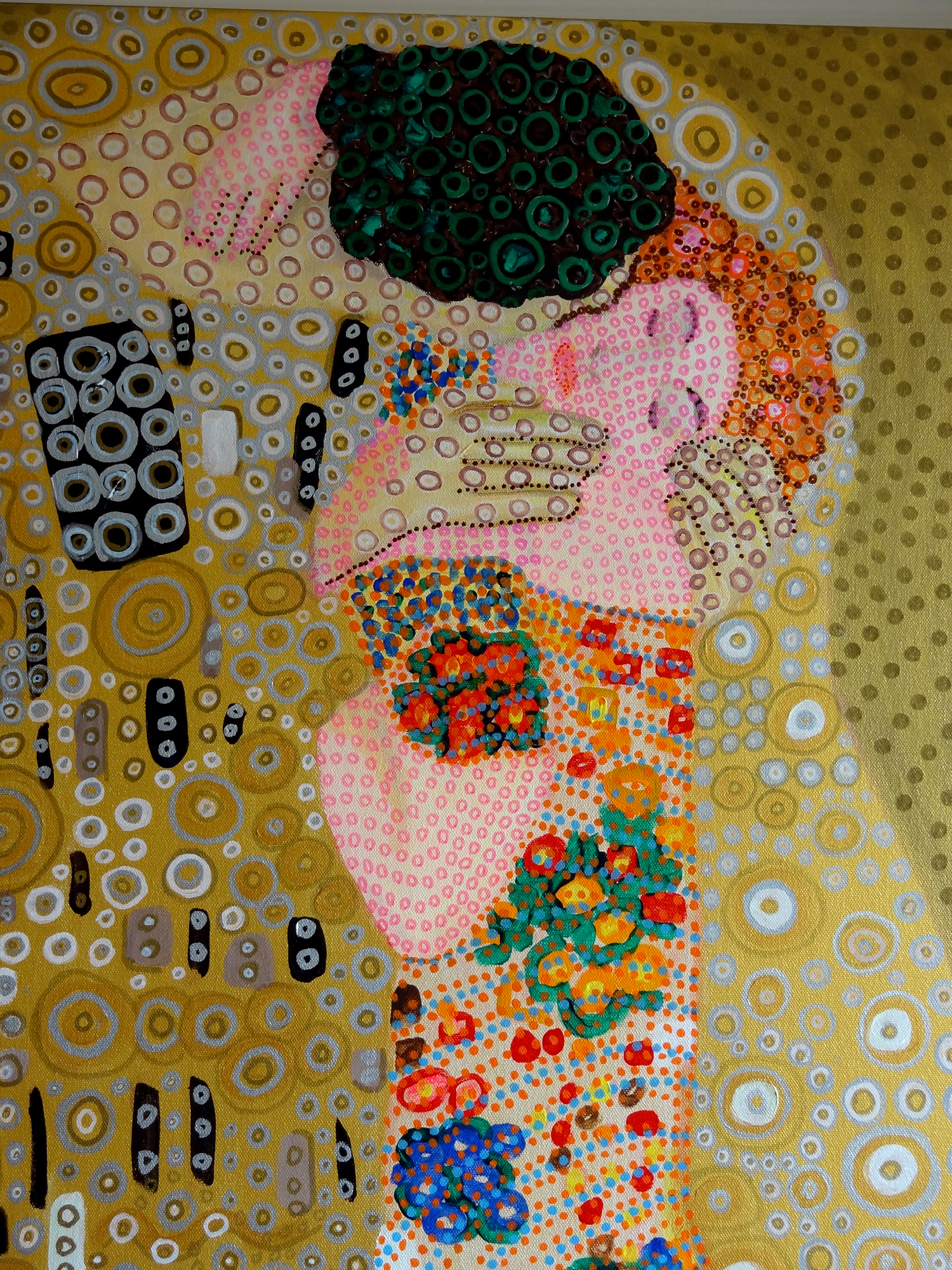Dotty Kisses Detail 1