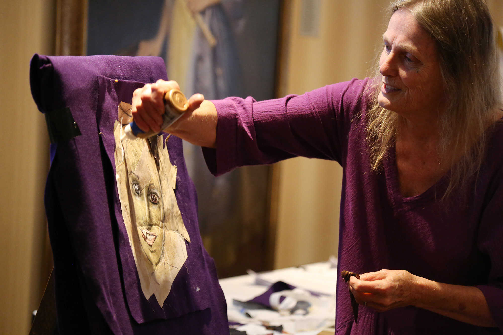  Fabric artist Penny Sisto tells her life story why demonstrating her craft to educators in the Anne Frank Bearing Witness program.&nbsp; 