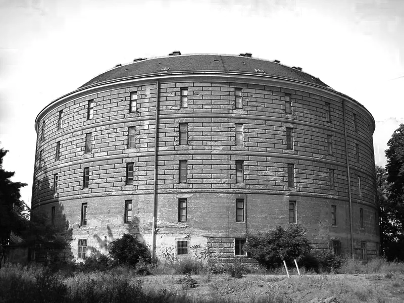 Image © Gryffindor, Wikimedia Commons | The Narrenturm