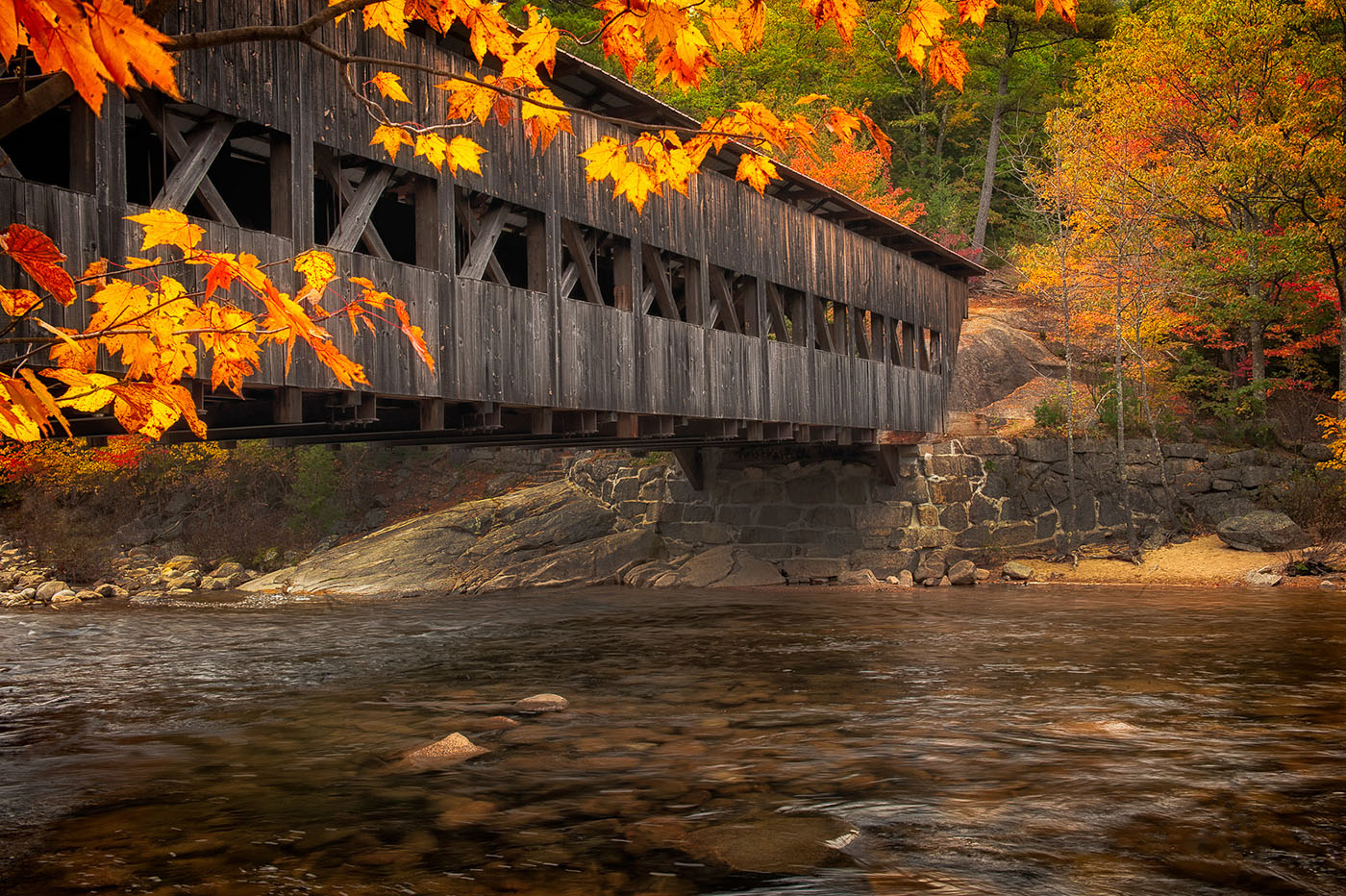 fall_coveredbridge.jpg