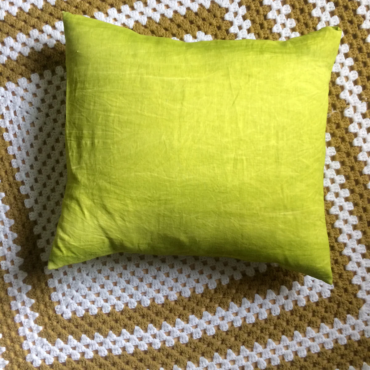 goldengreen pillow.jpg