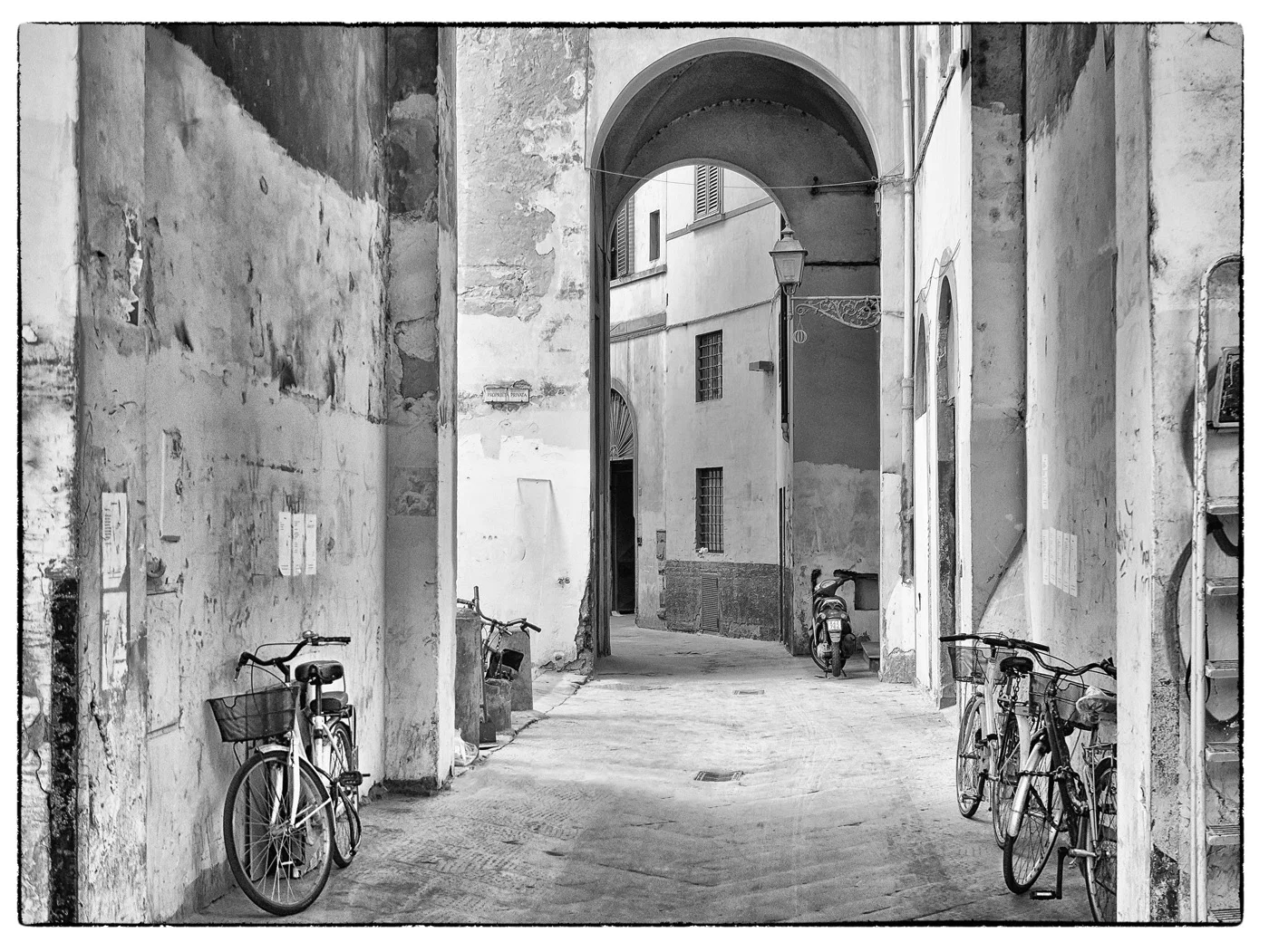 Alley.jpg
