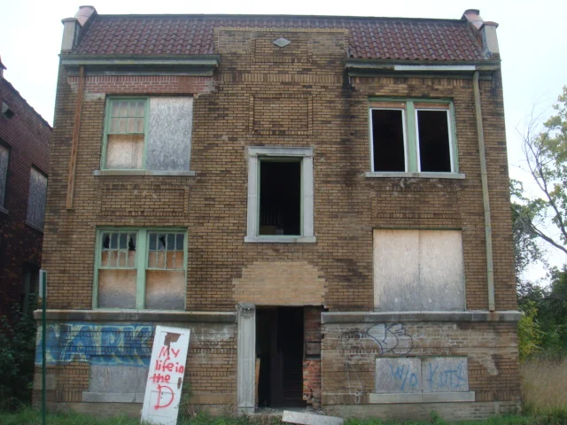 My life in the D.JPG