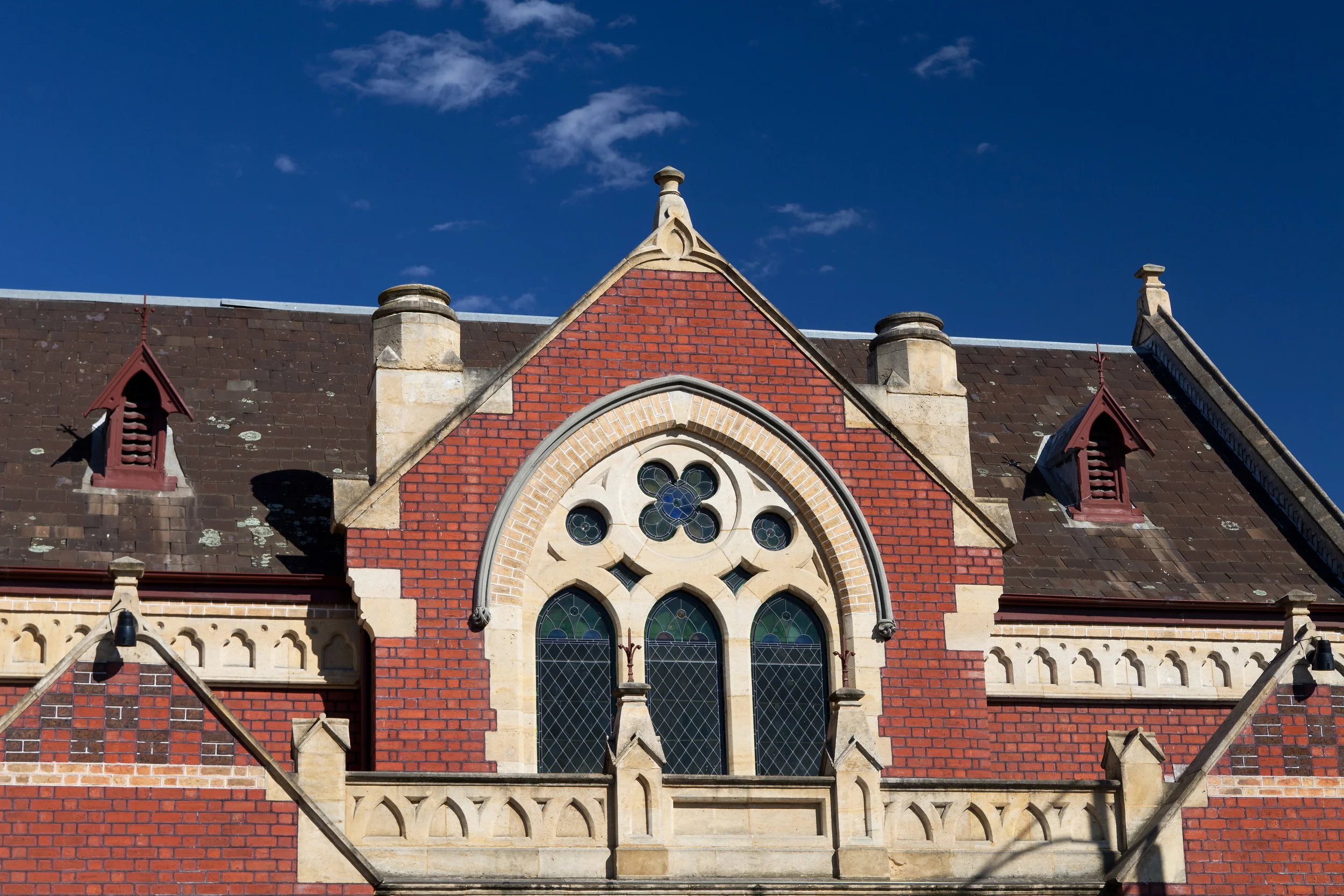 CARLTON_COURT_HOUSE_KLRP_3749.jpg