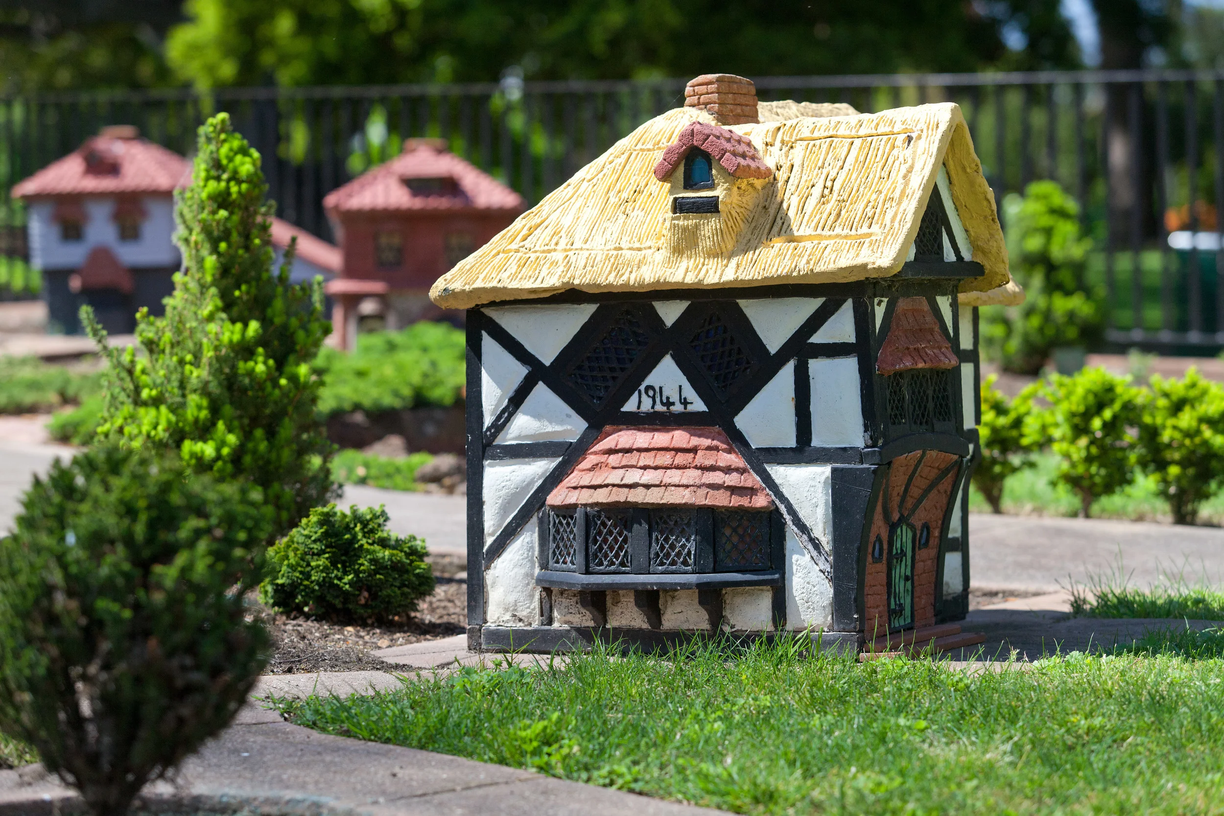 TUDOR_VILLAGE_KLRP_3900.jpg