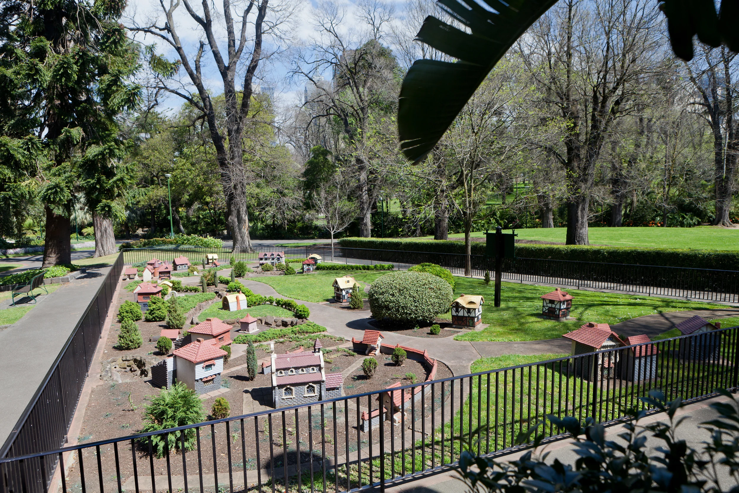 TUDOR_VILLAGE_KLRP_3919.jpg