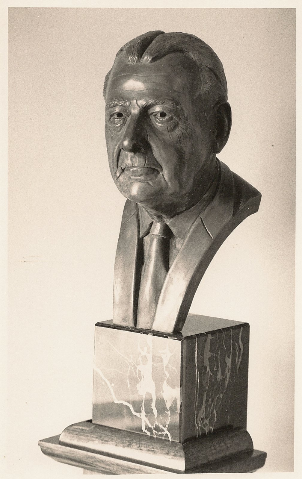 ​Mr Cliff Nolan. 1988