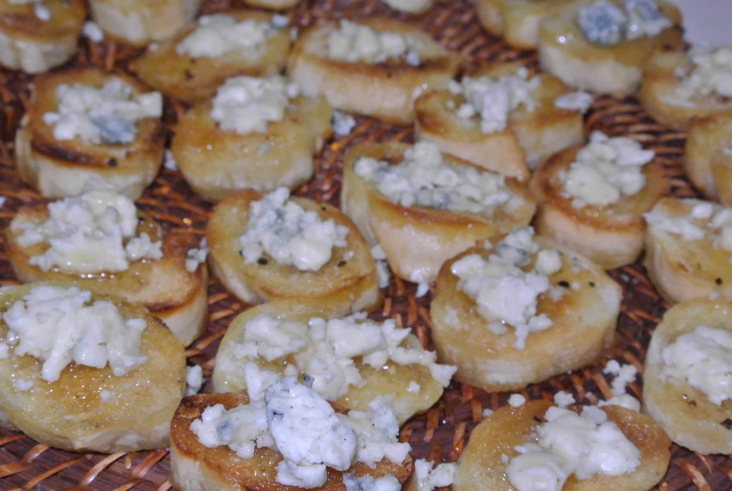 Blue Cheese and Honeycomb Toast Points