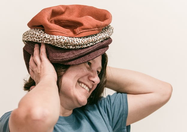This is Liz, crying: Caps for sale! Caps for sale! 