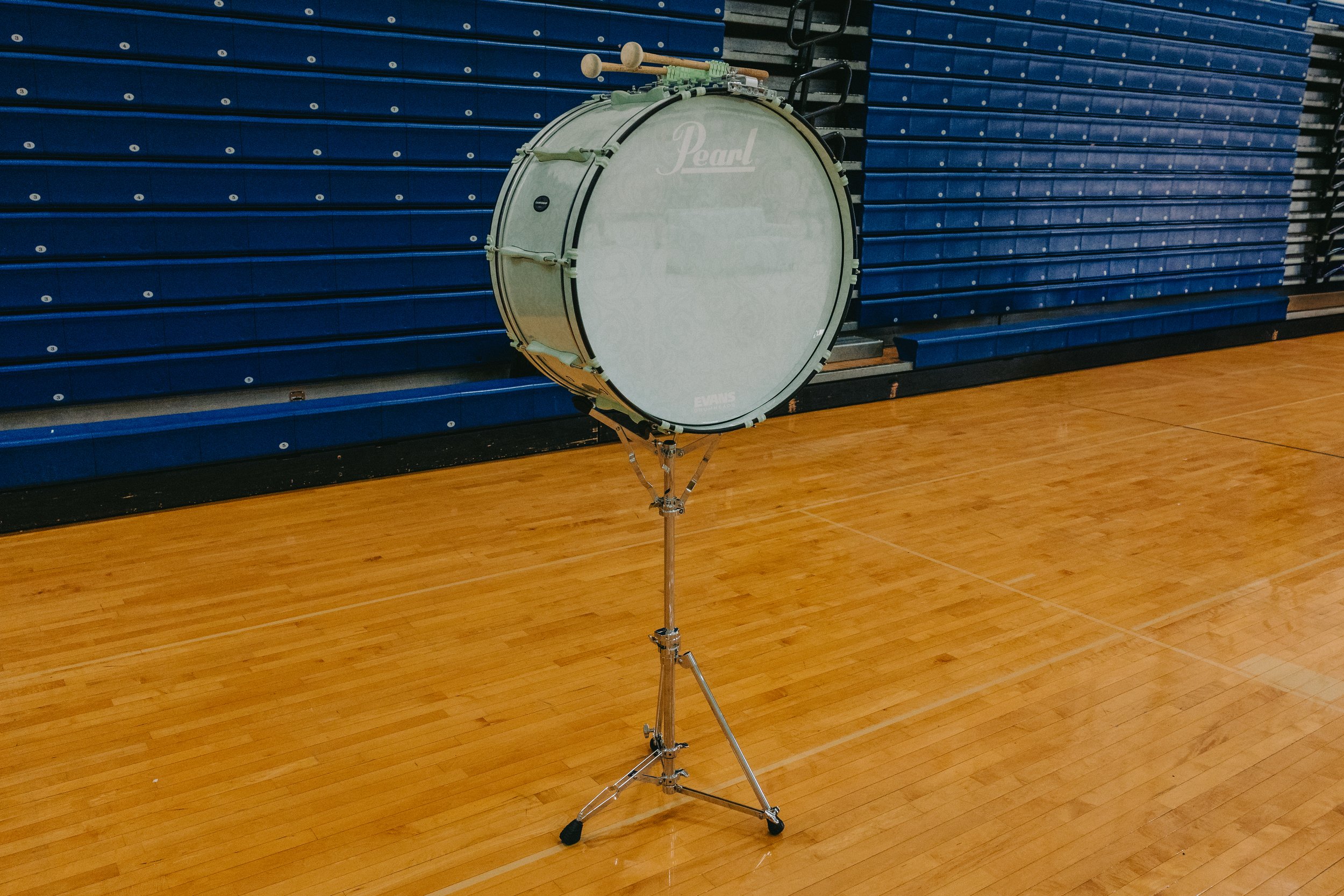 "The End" Pearl Marching Bass Drum with stand and carrier
